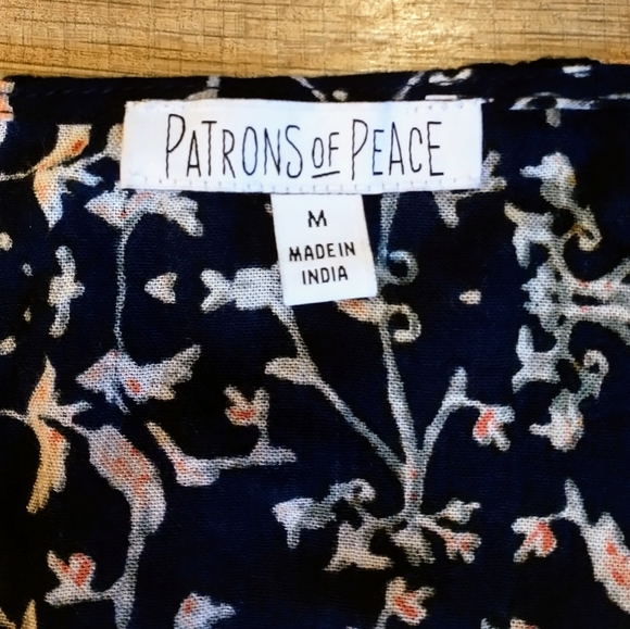 "Patrons Of Peace" Boho Tie Front Floral Cropped Blouse - Picture 3 of 7
